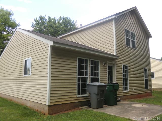 6917 Alanbrook Road Charlotte, NC 28215 - Photo 2 of 10