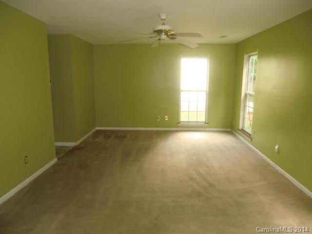 6917 Alanbrook Road Charlotte, NC 28215 - Photo 5 of 10