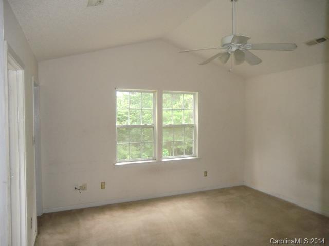 6917 Alanbrook Road Charlotte, NC 28215 - Photo 9 of 10