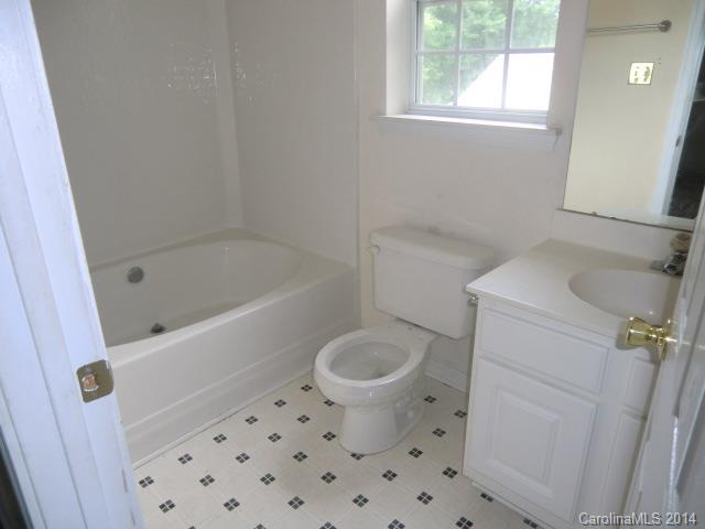 6917 Alanbrook Road Charlotte, NC 28215 - Photo 10 of 10