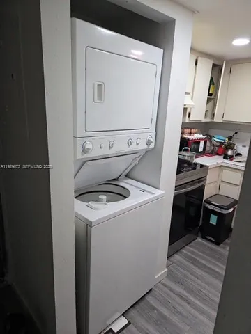 $1,700 | 10090 Northwest 80th Court, Unit 1435, Hialeah Gardens, FL 33016