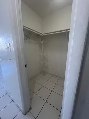 $1,700 | 10090 Northwest 80th Court, Unit 1435, Hialeah Gardens, FL 33016