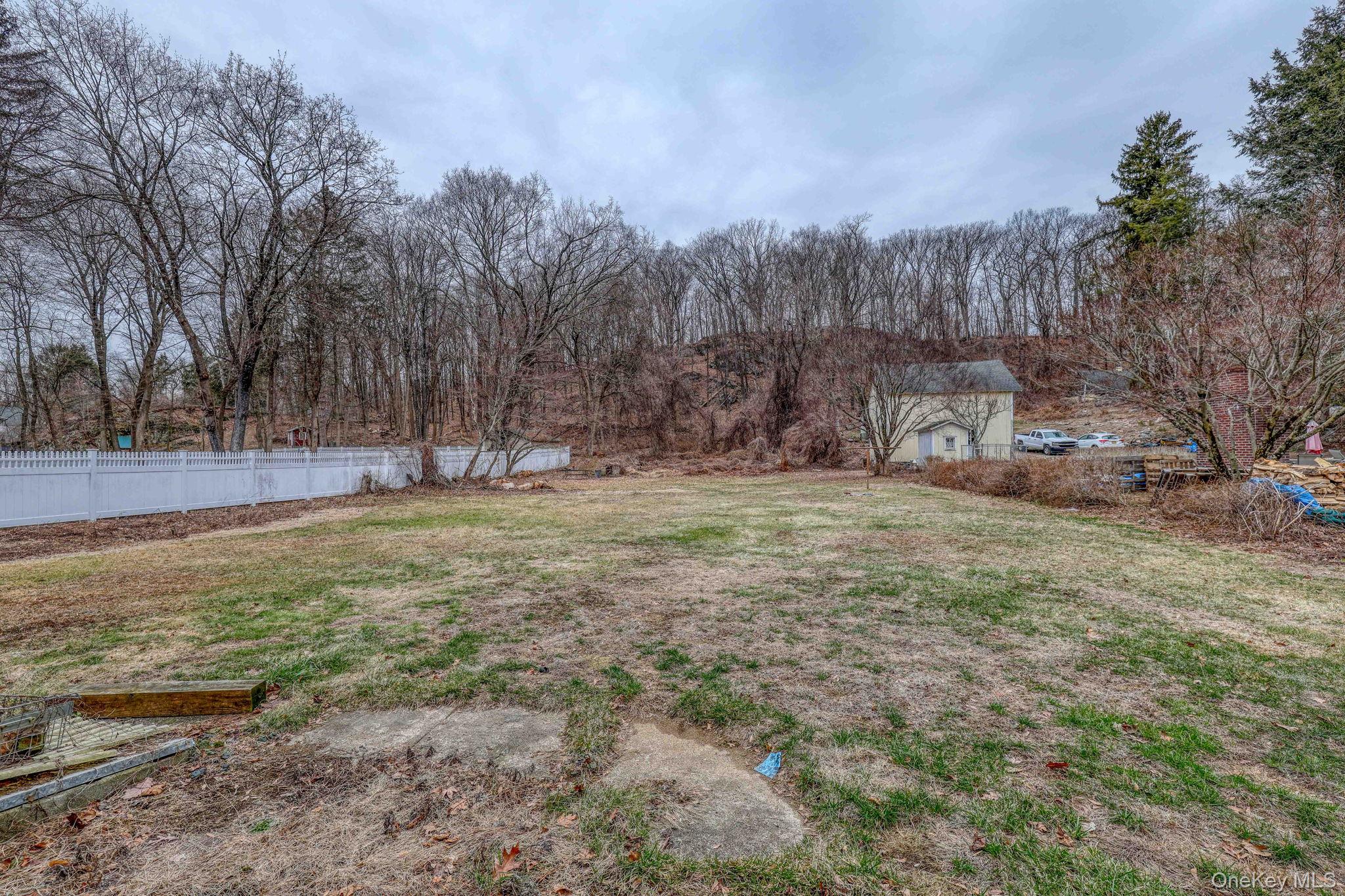 34 Old Bedford Road Goldens Bridge, NY 10526 - Photo 30 of 38 a view of outdoor space with trees