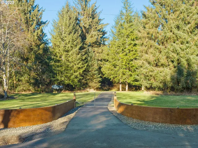 a view of a golf course with a trees