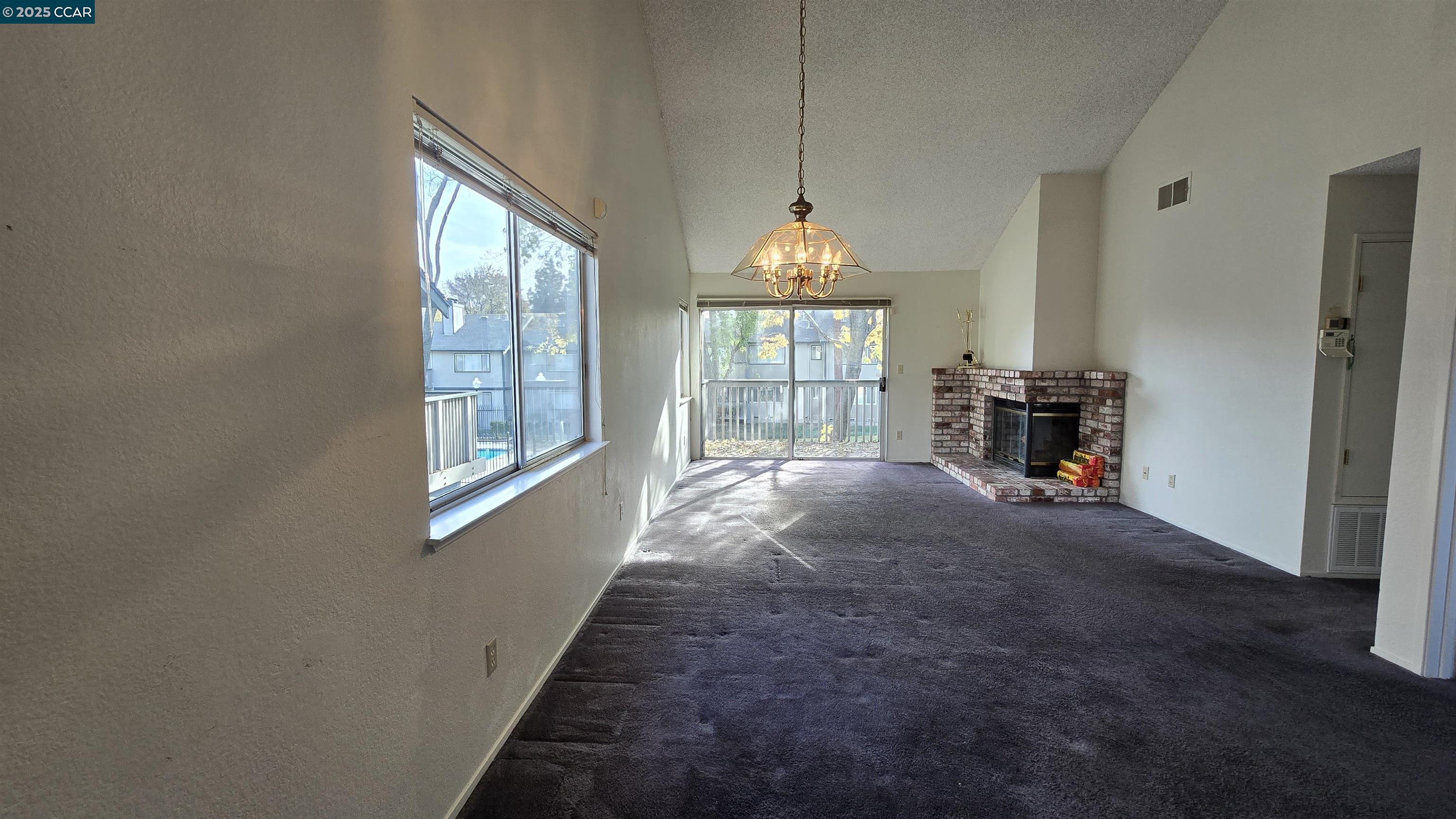 1123 Chadwick Circle Bay Point, CA 94565 - Photo 12 of 22 a view of livingroom with window