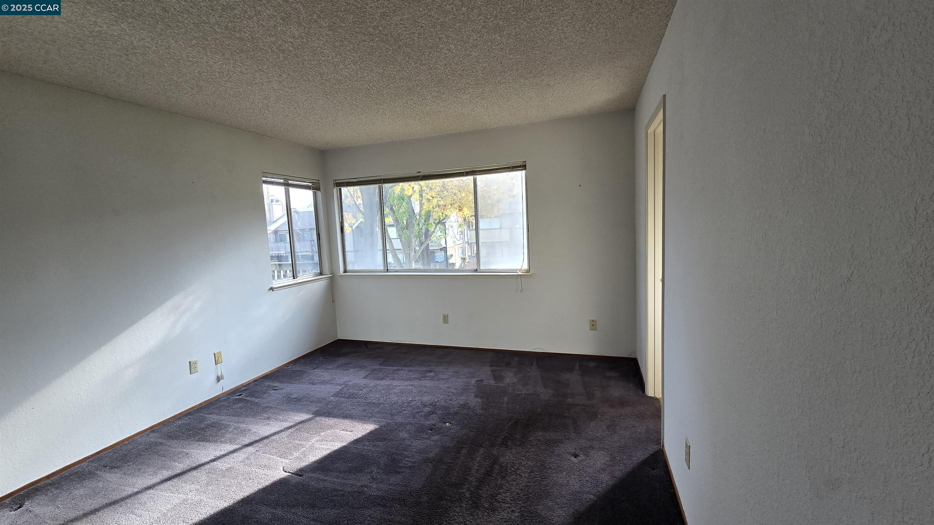 1123 Chadwick Circle Bay Point, CA 94565 - Photo 18 of 22 an empty room with windows