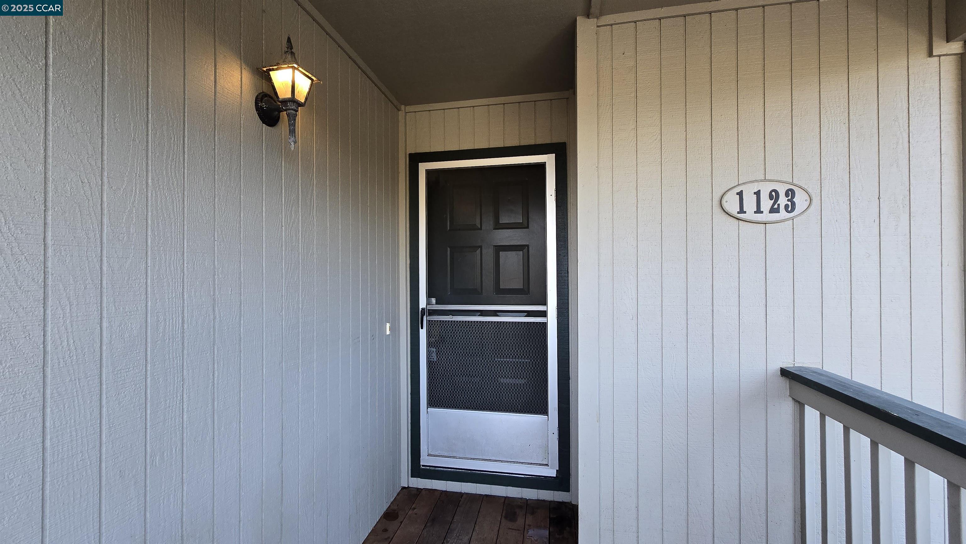 1123 Chadwick Circle Bay Point, CA 94565 - Photo 6 of 22 a view of an entryway door