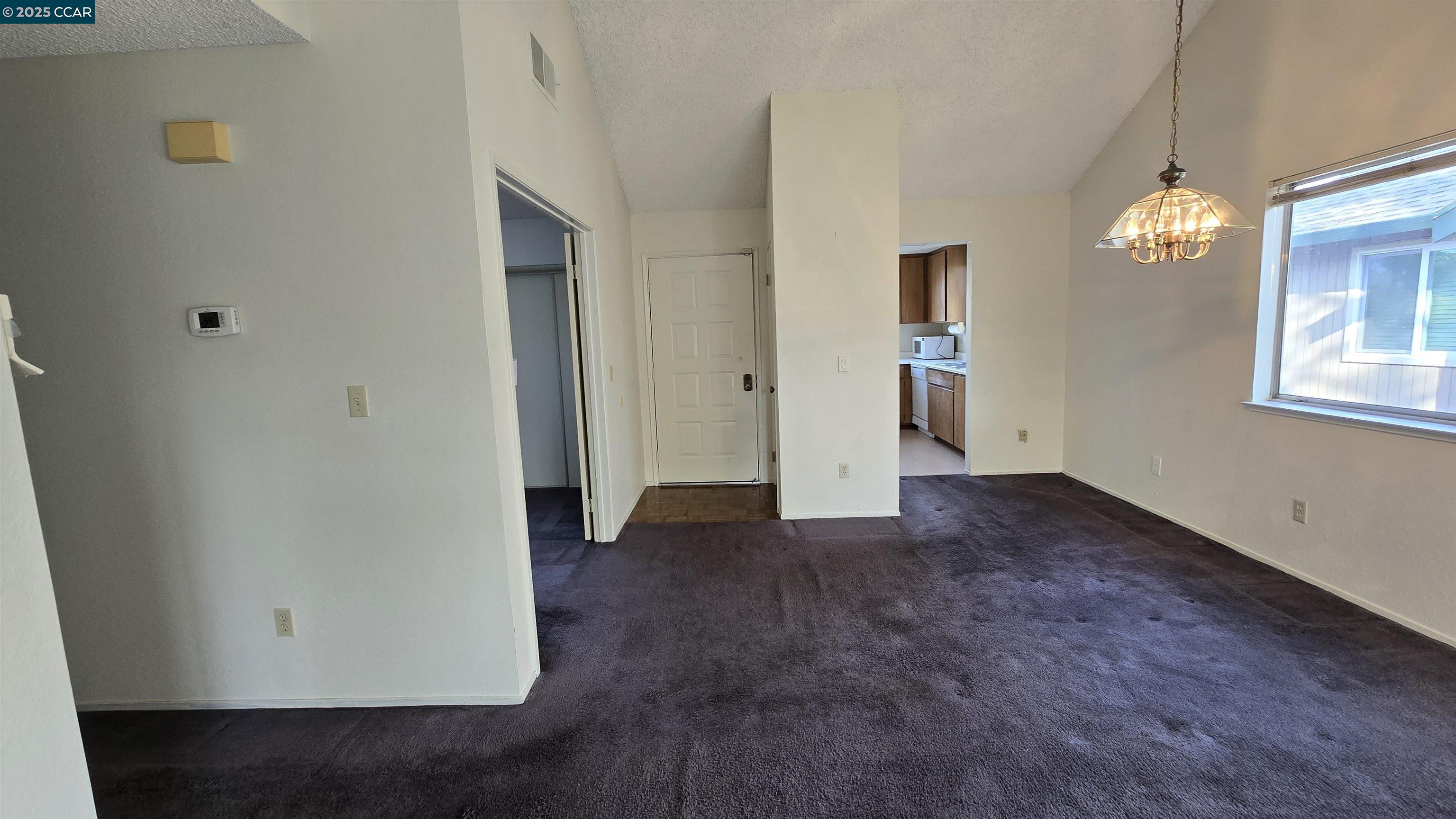 1123 Chadwick Circle Bay Point, CA 94565 - Photo 10 of 22 a view of a interior of the house