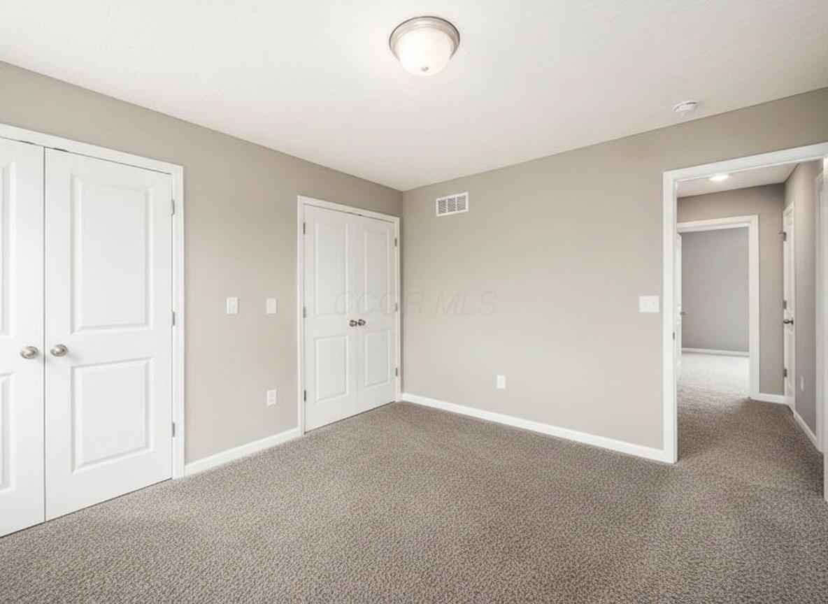 798 South Yearling Road Whitehall, OH 43213 - Photo 10 of 16
