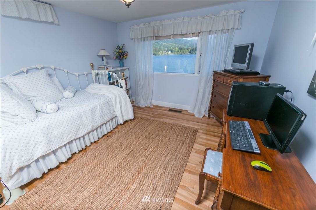 2317 North Shore Road Bellingham, WA 98226 - Photo 22 of 25 Gallery Image 22