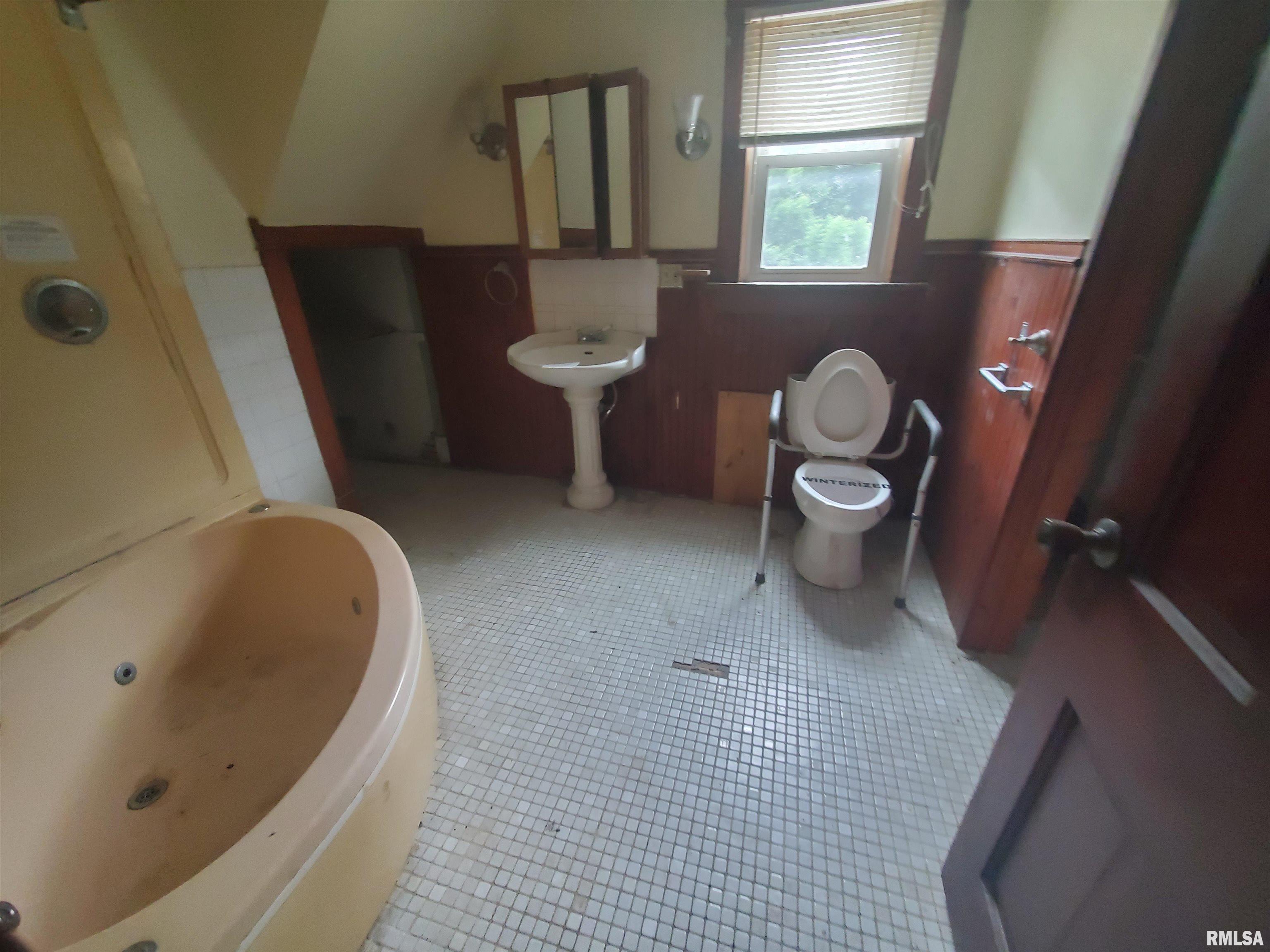 712 3rd Street Moline, IL 61265 - Photo 13 of 13