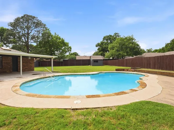 $500,000 | 408 Christine Court, Euless, TX 76039
