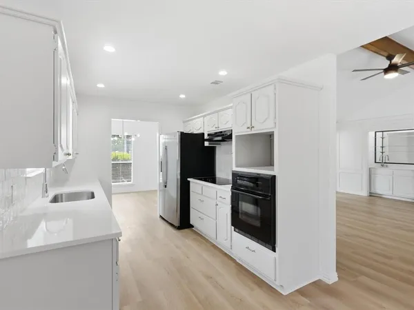 $500,000 | 408 Christine Court, Euless, TX 76039