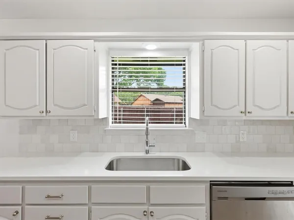 $500,000 | 408 Christine Court, Euless, TX 76039