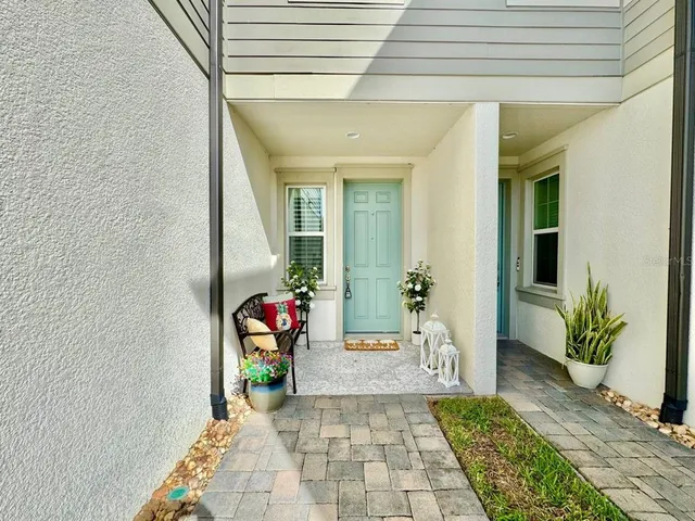 a view of a entryway door of the house