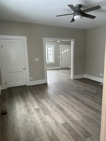 $467,000 | 231-233 Williams Street, Aurora, IL 60506