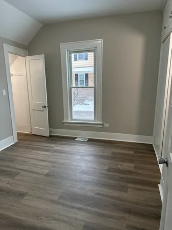 $467,000 | 231-233 Williams Street, Aurora, IL 60506