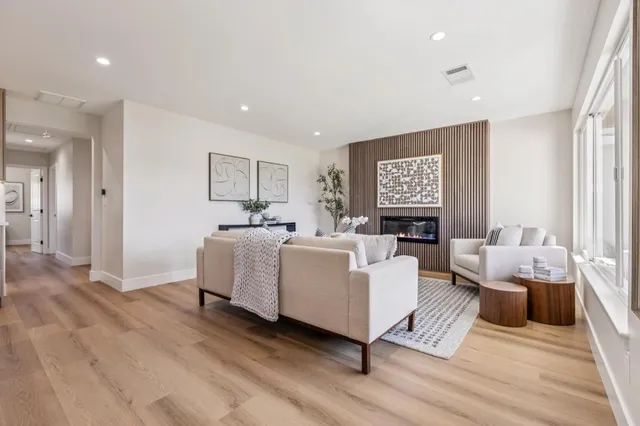 $1,898,000 | 2009 Trinity Street, San Mateo, CA 94403