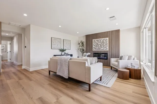 $1,898,000 | 2009 Trinity Street, San Mateo, CA 94403