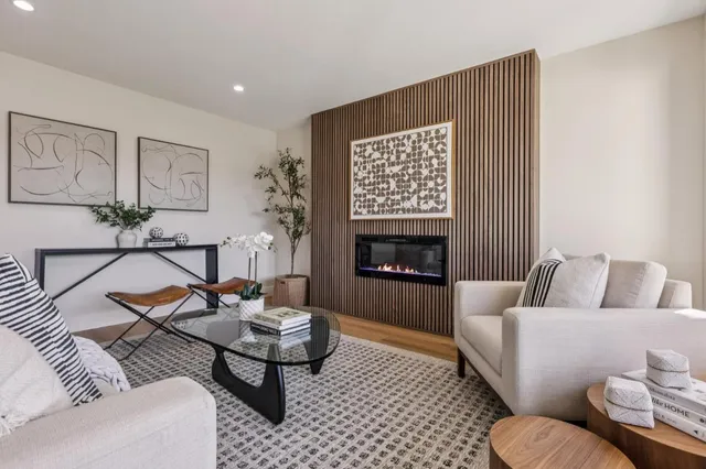 $1,898,000 | 2009 Trinity Street, San Mateo, CA 94403