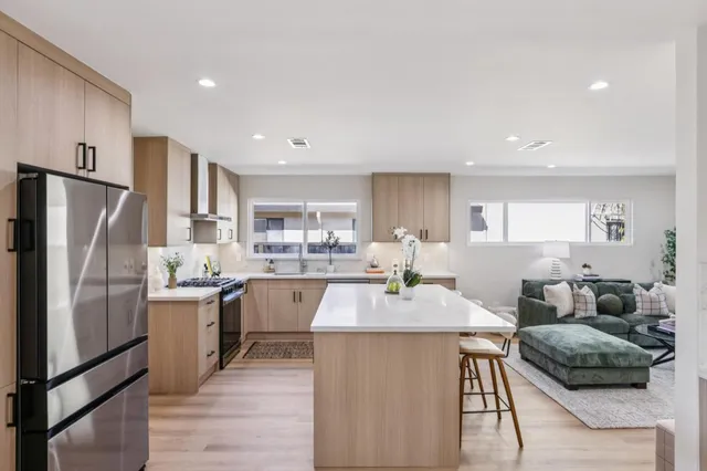 $1,898,000 | 2009 Trinity Street, San Mateo, CA 94403