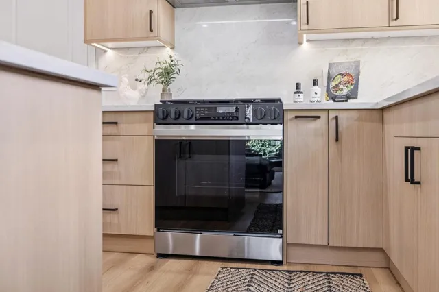 $1,898,000 | 2009 Trinity Street, San Mateo, CA 94403