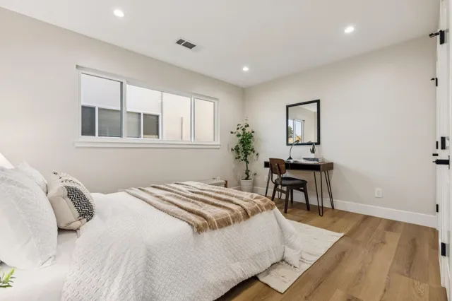 $1,898,000 | 2009 Trinity Street, San Mateo, CA 94403