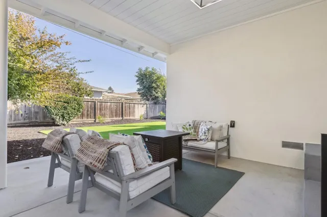 $1,898,000 | 2009 Trinity Street, San Mateo, CA 94403