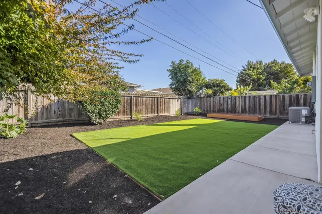 $1,898,000 | 2009 Trinity Street, San Mateo, CA 94403