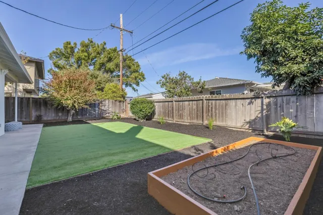 $1,898,000 | 2009 Trinity Street, San Mateo, CA 94403