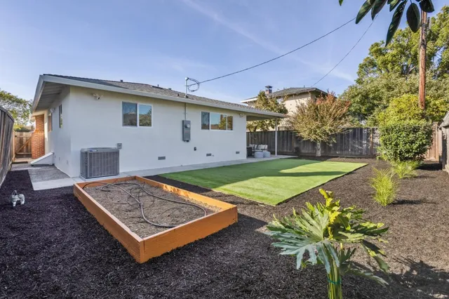 $1,898,000 | 2009 Trinity Street, San Mateo, CA 94403