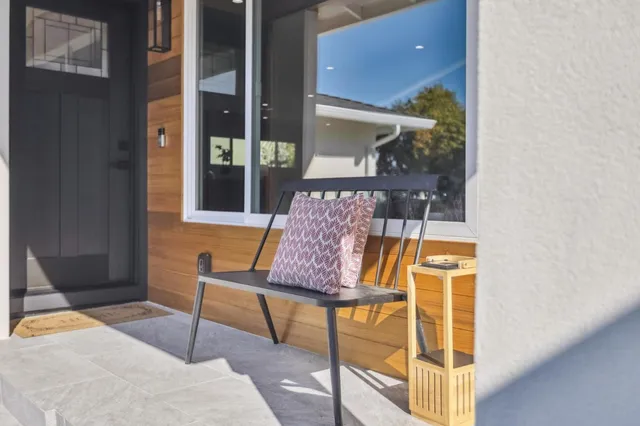 $1,898,000 | 2009 Trinity Street, San Mateo, CA 94403