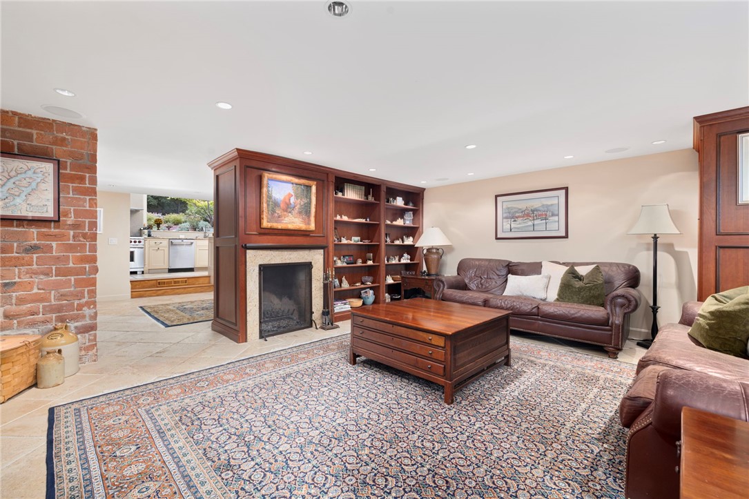 10 Nayatt Road Barrington, RI 02806 - Photo 14 of 45