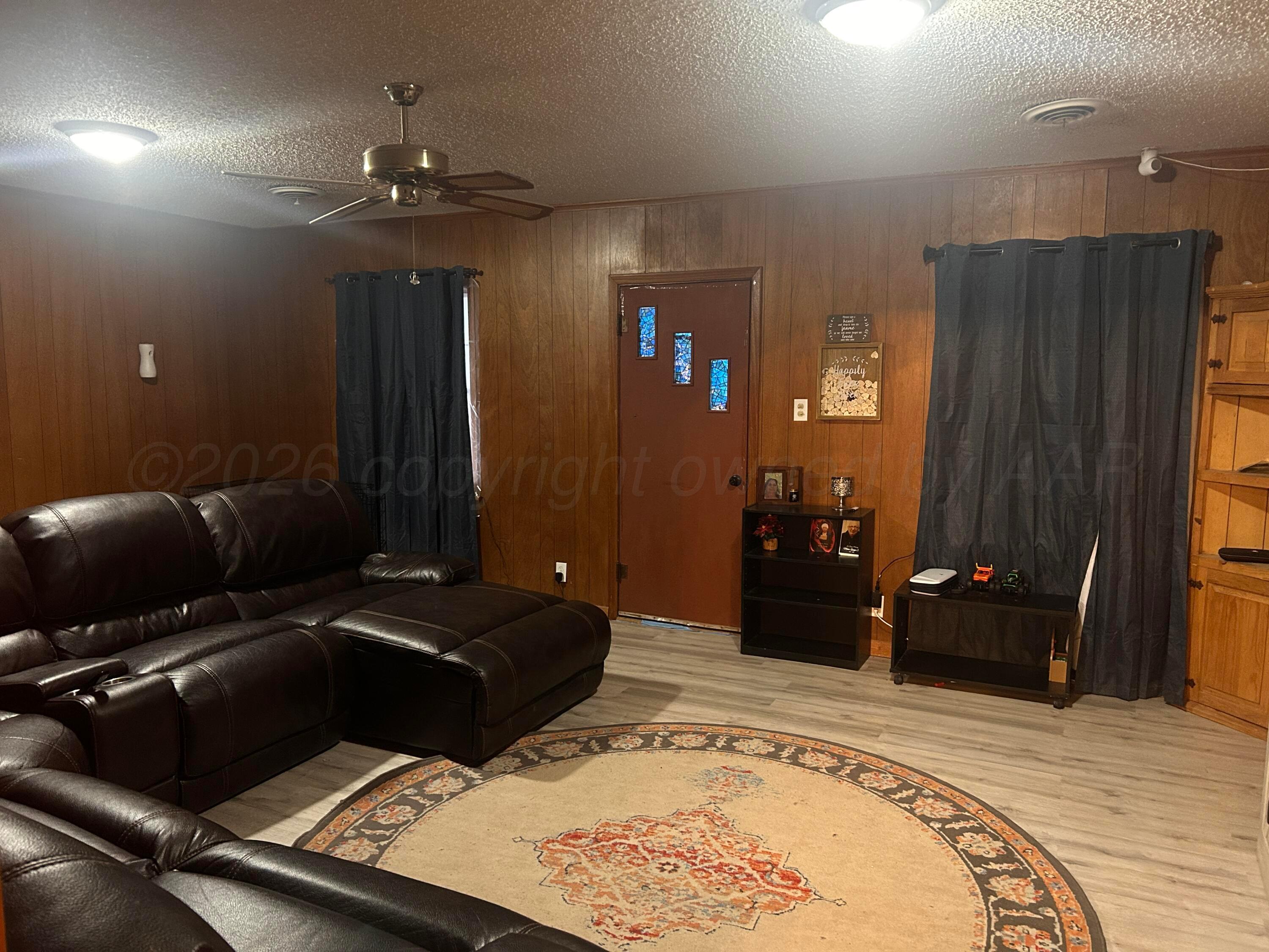 613 North 7th Street Canadian, TX 79014 - Photo 7 of 22 IMG_5411