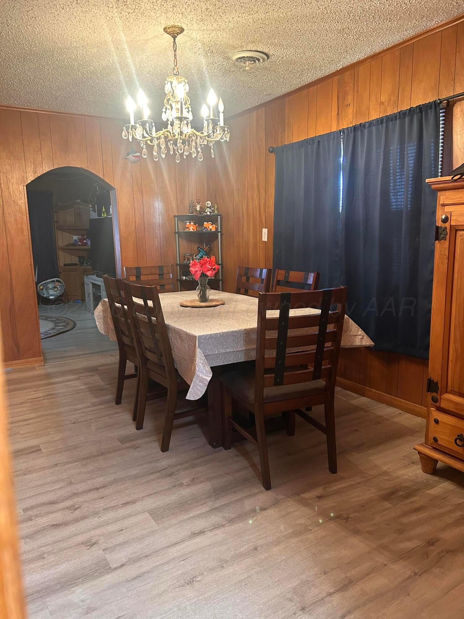 613 North 7th Street Canadian, TX 79014 - Photo 10 of 22 IMG_5410