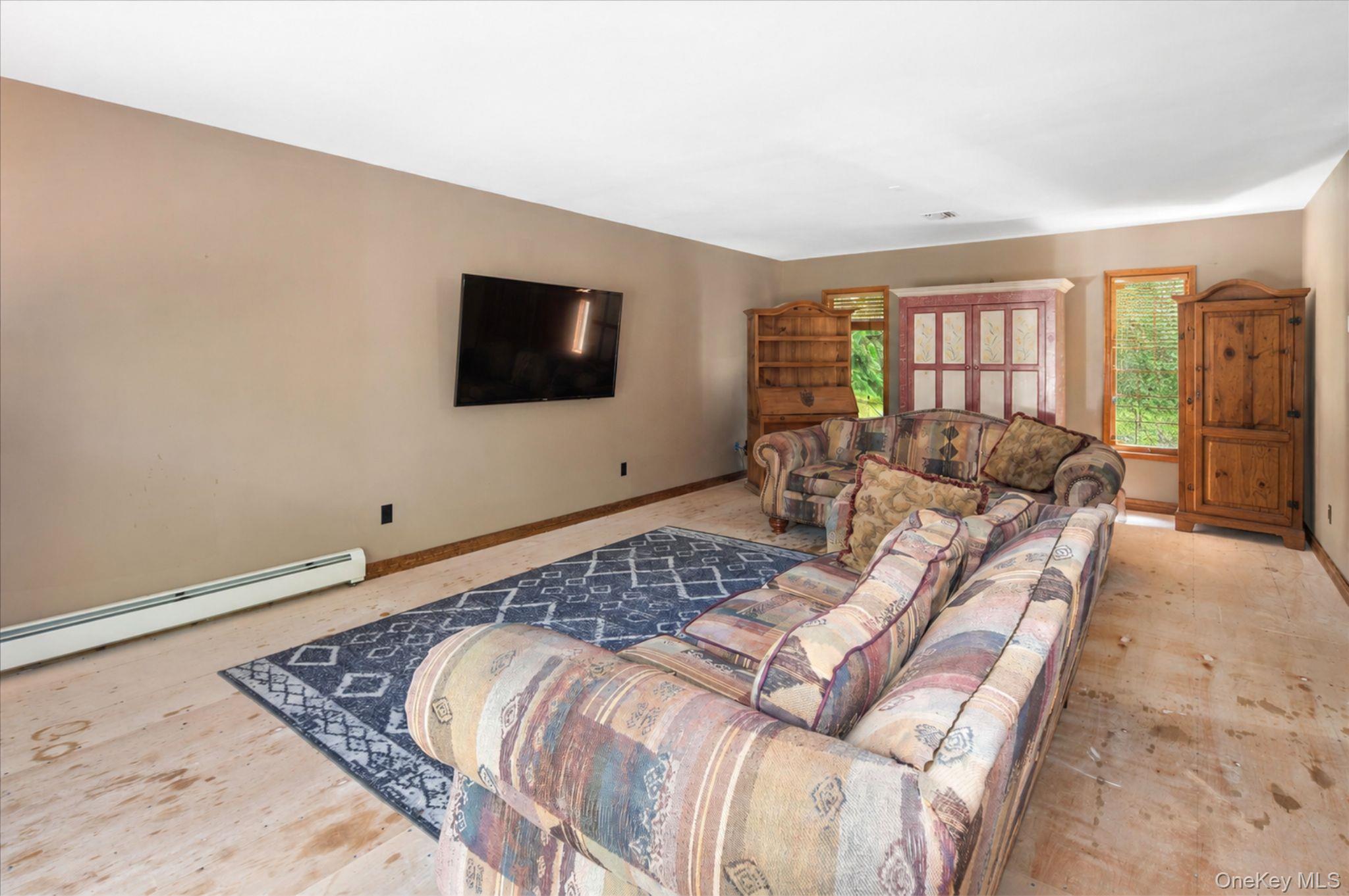 284 Germonds Road West Nyack, NY 10994 - Photo 10 of 23 Family Room