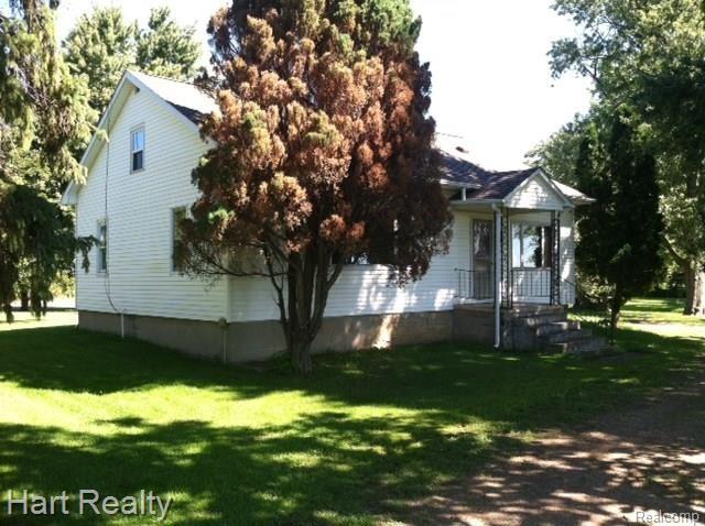 3684 Galbraith Line Road Brown City, MI 48416 - Photo 1 of 24 image (9).jpg