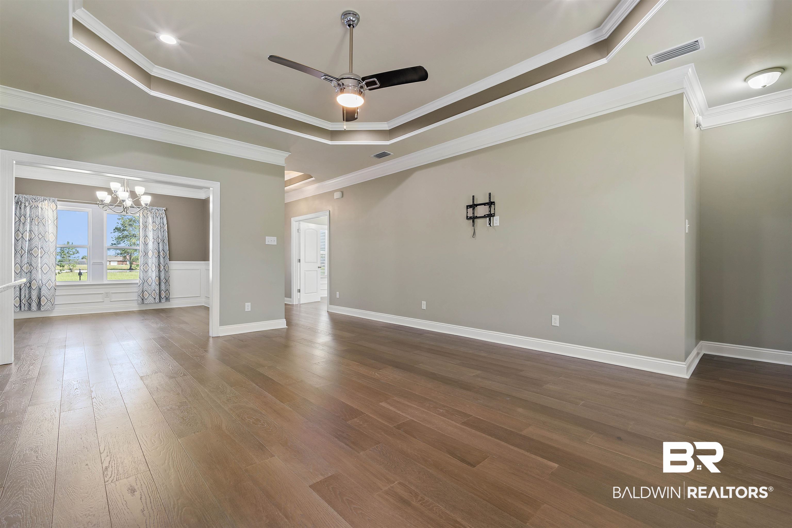 9967 Bridgewater Drive Theodore, AL 36582 - Photo 10 of 34 Trey Ceilings Great Rm