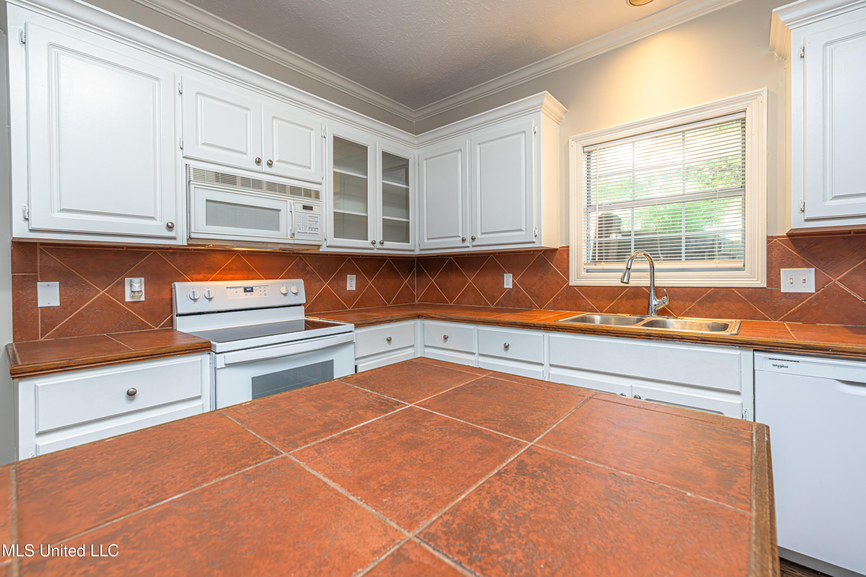 421 Violet Drive Madison, MS 39110 - Photo 13 of 37 1R4A2115