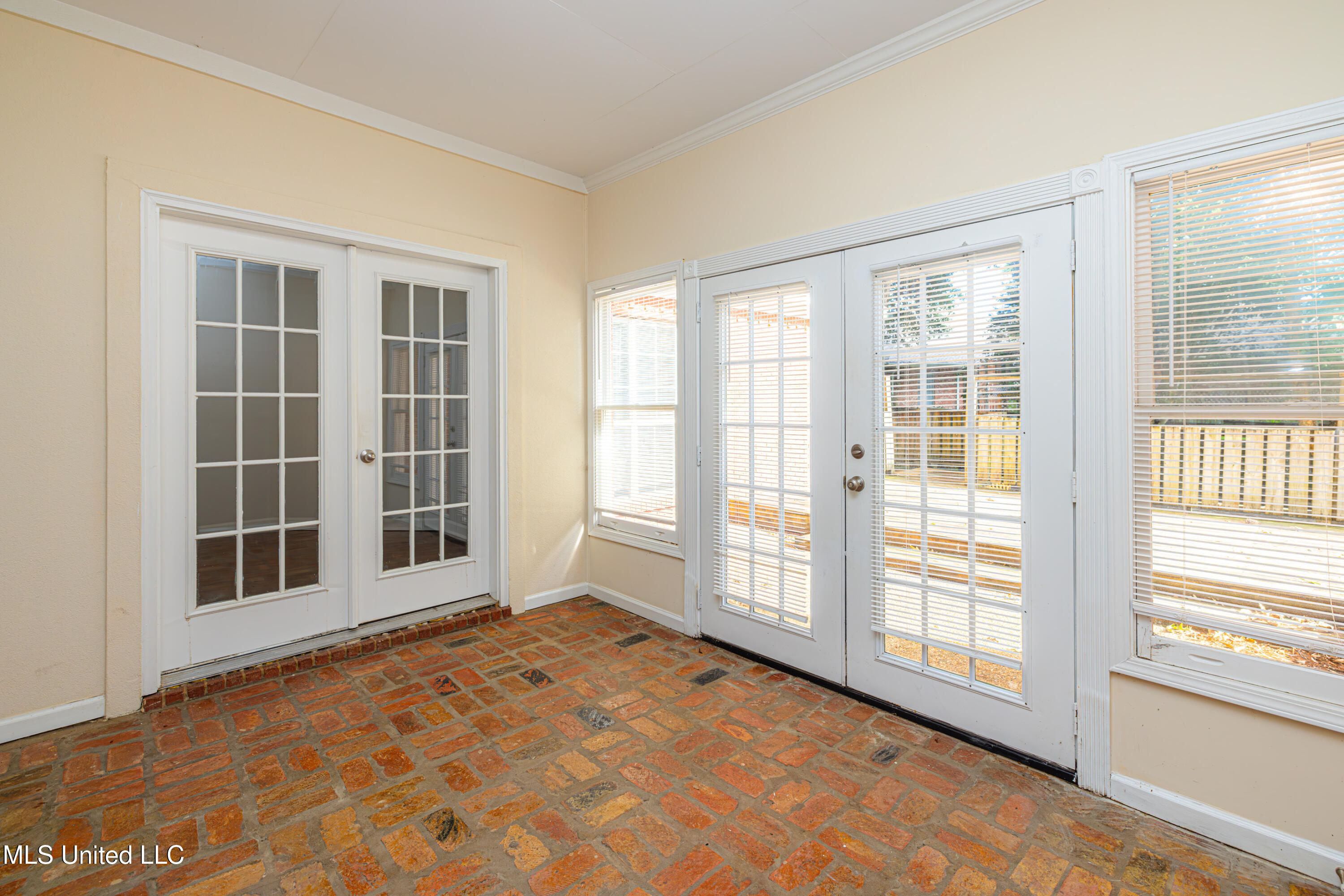 421 Violet Drive Madison, MS 39110 - Photo 17 of 37 1R4A2097