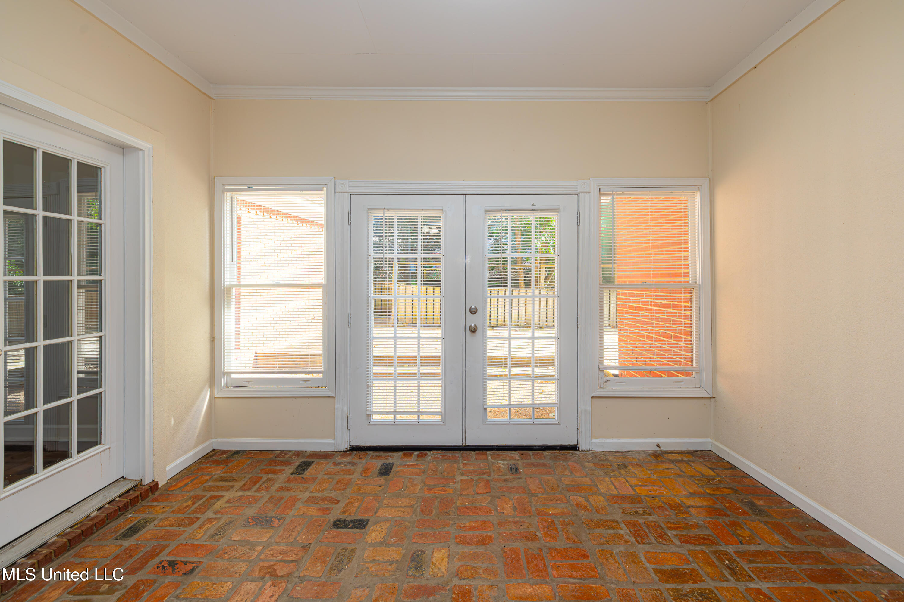 421 Violet Drive Madison, MS 39110 - Photo 18 of 37 1R4A2096