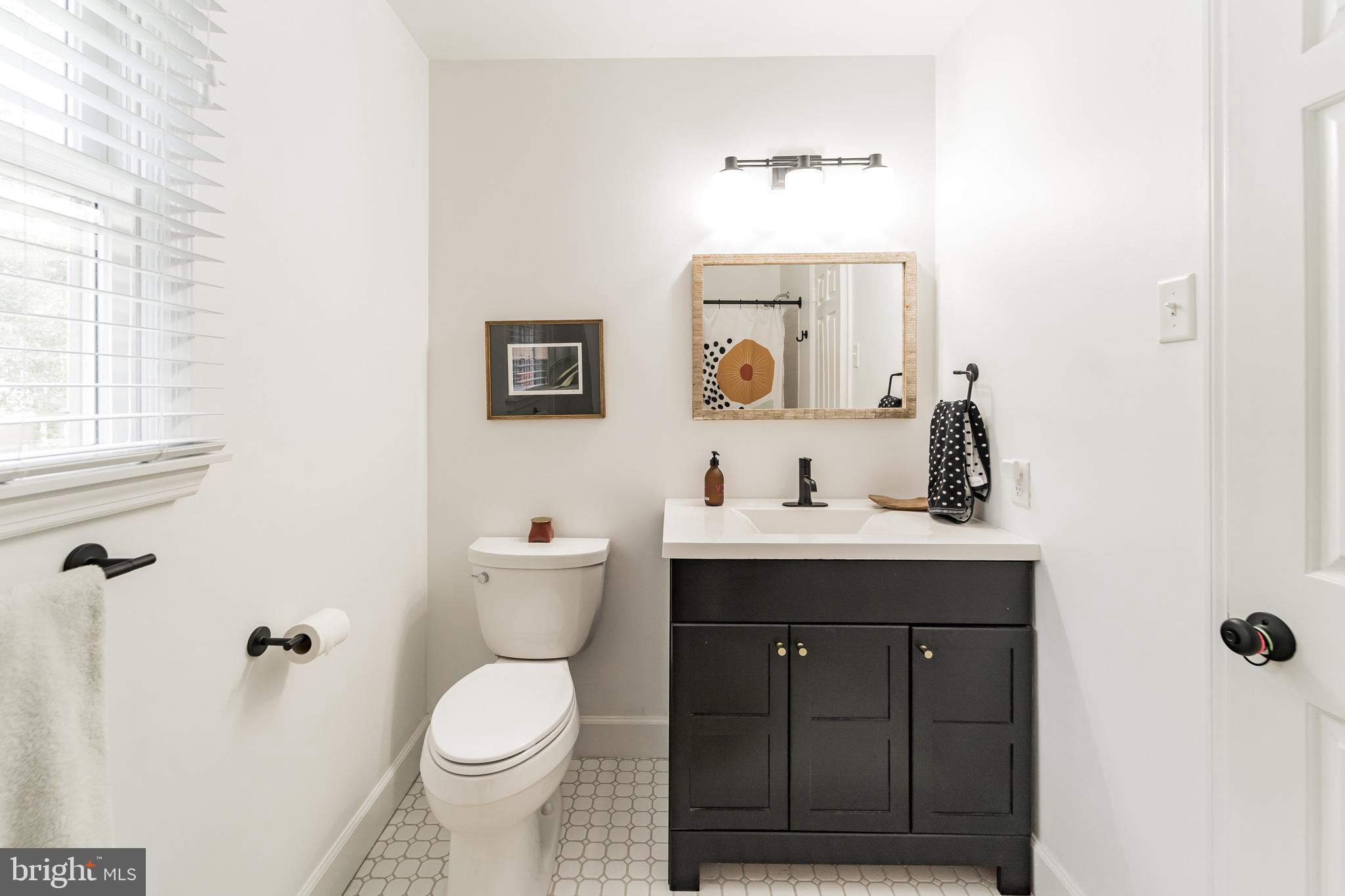 116 Overhill Road Springfield, PA 19064 - Photo 25 of 29 2nd floor Bathroom