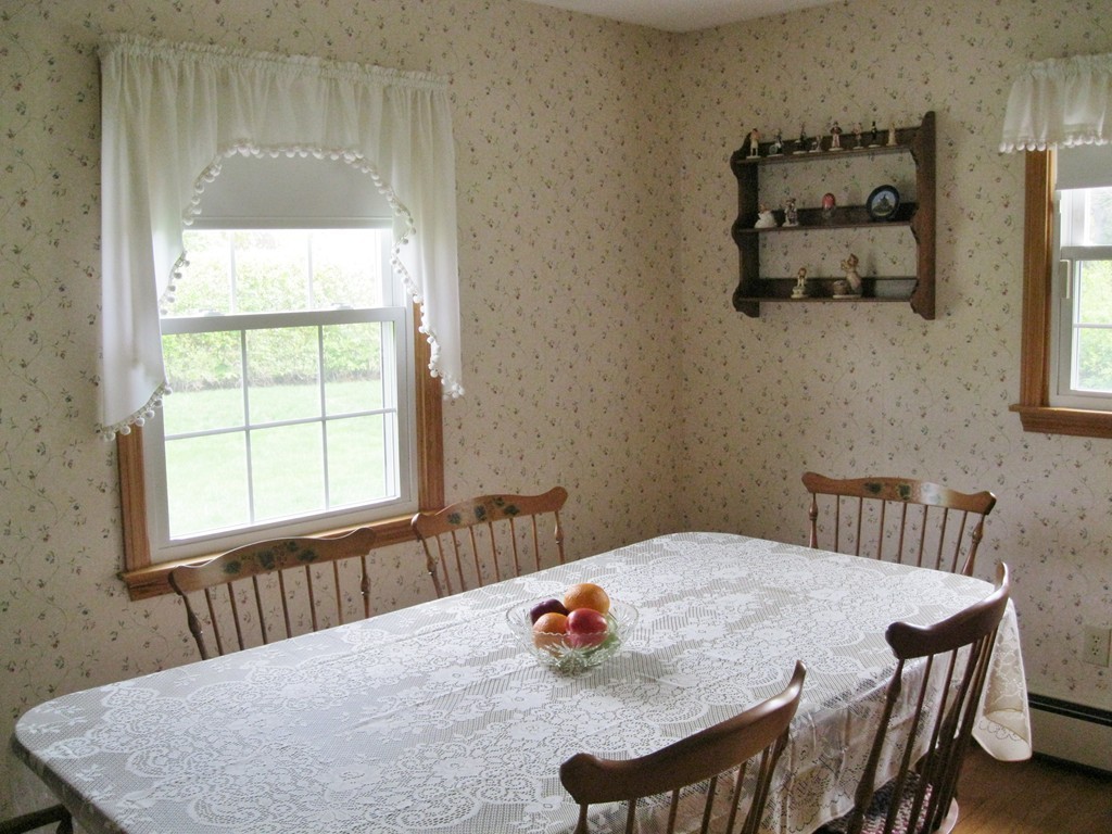 56 Sterling Road Holyoke, MA 01040 - Photo 12 of 25 Gallery Image 12