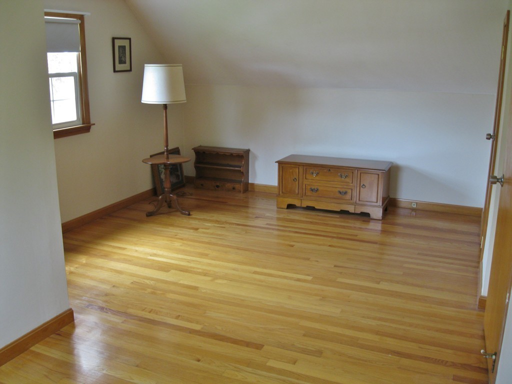 56 Sterling Road Holyoke, MA 01040 - Photo 16 of 25 Gallery Image 16