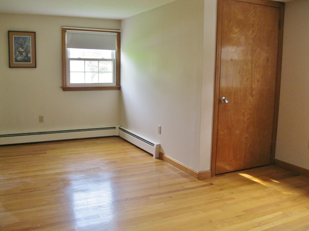 56 Sterling Road Holyoke, MA 01040 - Photo 19 of 25 Gallery Image 19