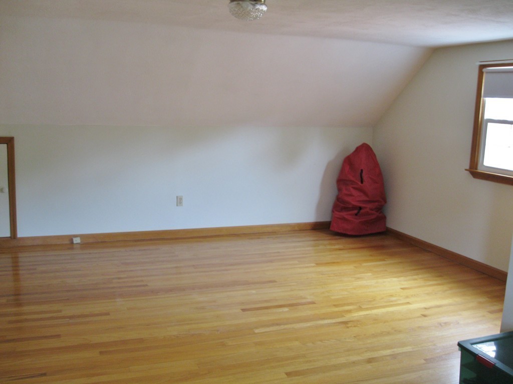 56 Sterling Road Holyoke, MA 01040 - Photo 20 of 25 Gallery Image 20