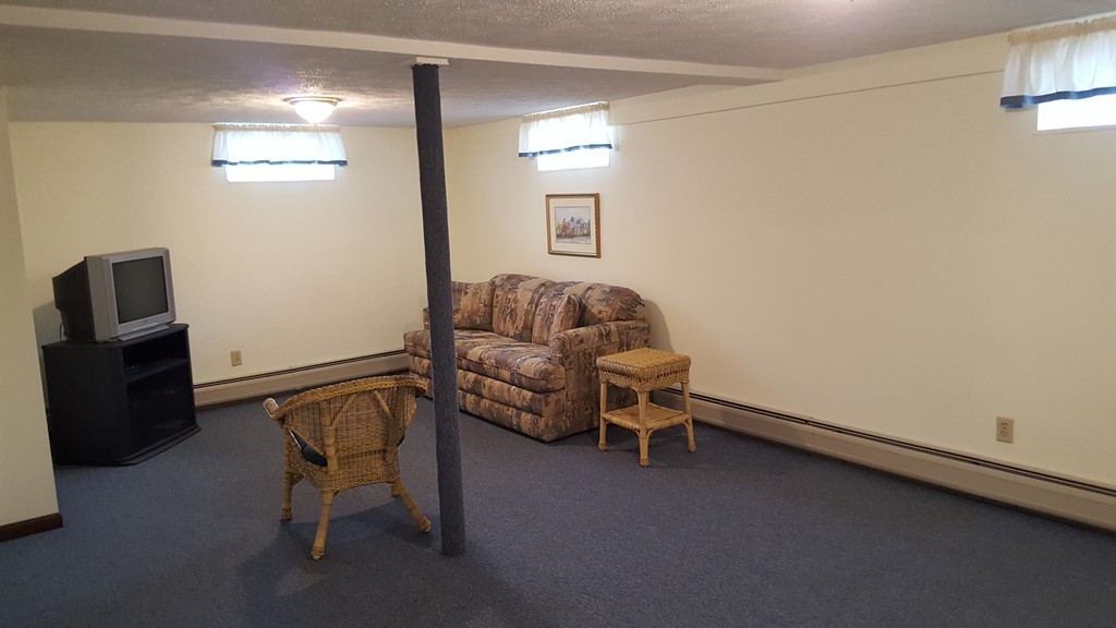 56 Sterling Road Holyoke, MA 01040 - Photo 22 of 25 Gallery Image 22