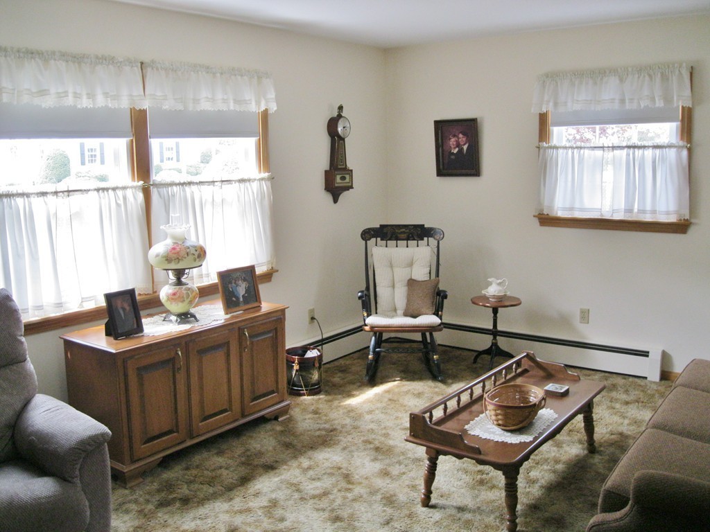 56 Sterling Road Holyoke, MA 01040 - Photo 9 of 25 Gallery Image 9