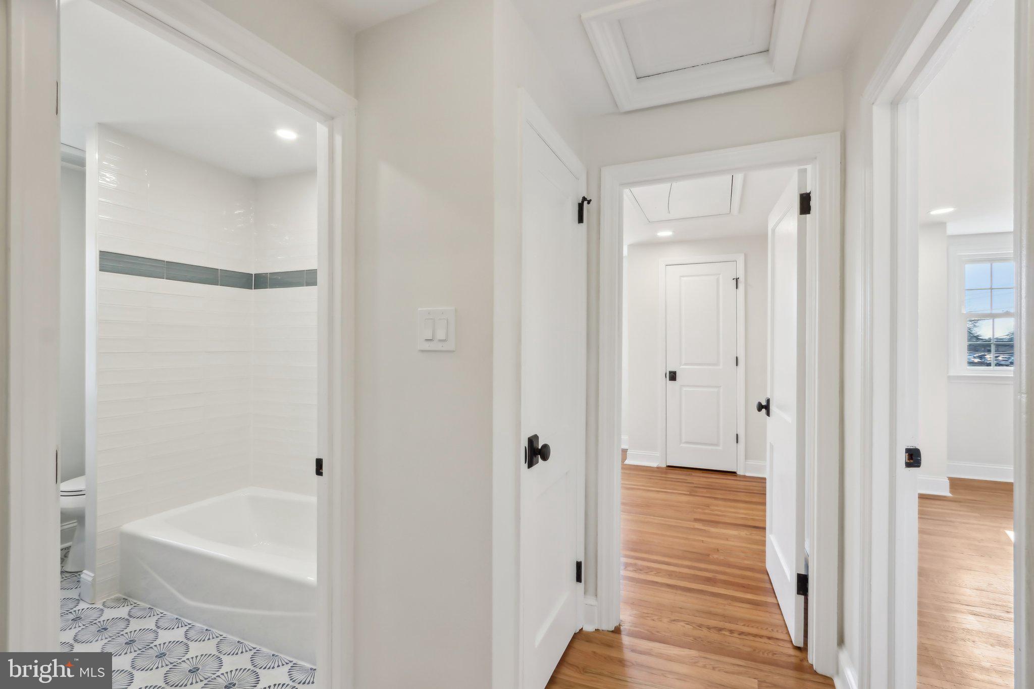 607 Fairview Road Swarthmore, PA 19081 - Photo 47 of 63 Hallway