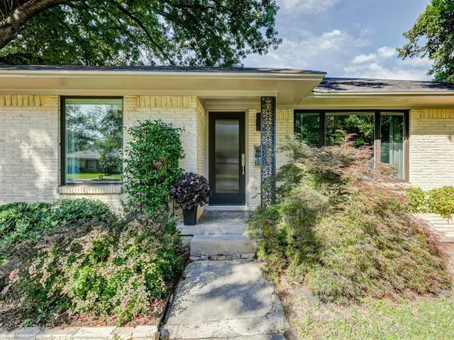 $445,000 | 1630 Loree Drive, Dallas, TX 75228